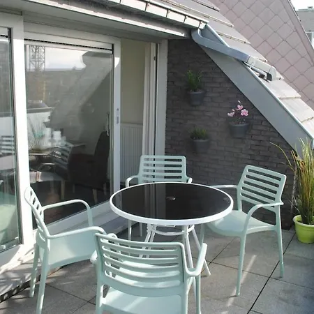 Appartement Vakantieverblijf 'mara Cinco' Met Ruim Terras In *