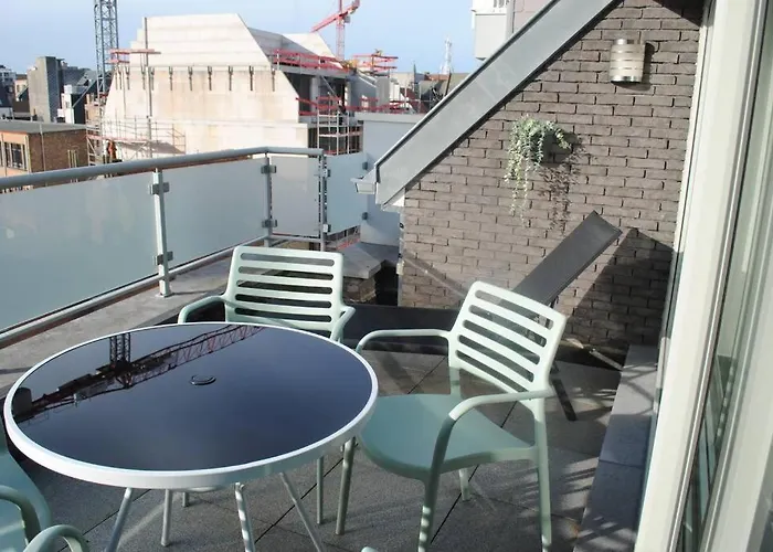 Apartamento Vakantieverblijf 'mara Cinco' Met Ruim Terras In